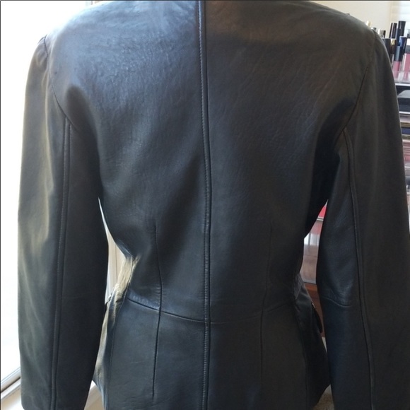 🌼 JONES NEW YORK LEATHER JACKET - Picture 3 of 10